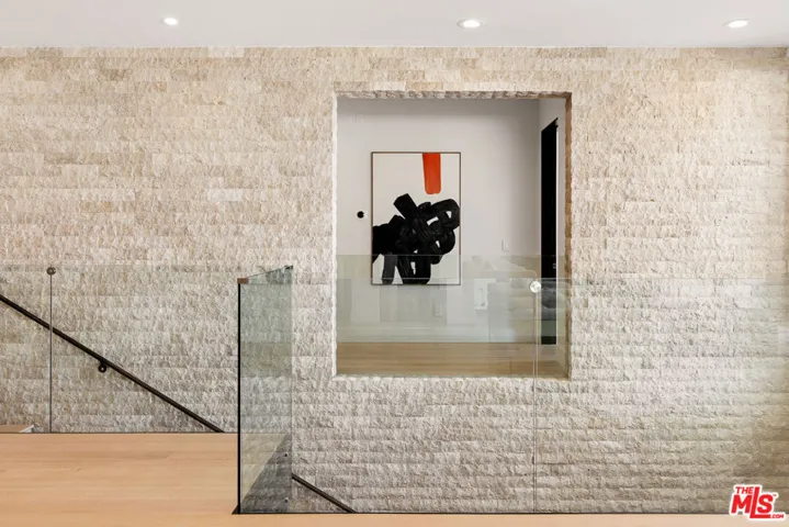 3116 Elvido Drive, Los Angeles, California 90049