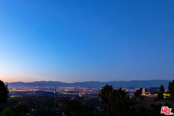3116 Elvido Drive, Los Angeles, California 90049