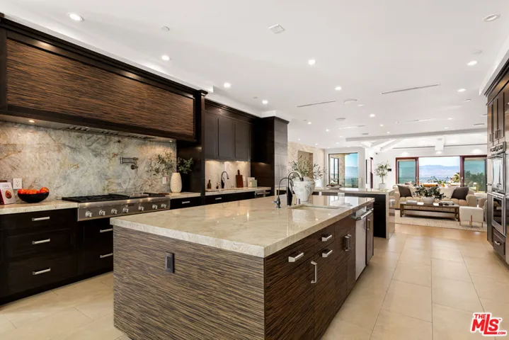 3116 Elvido Drive, Los Angeles, California 90049
