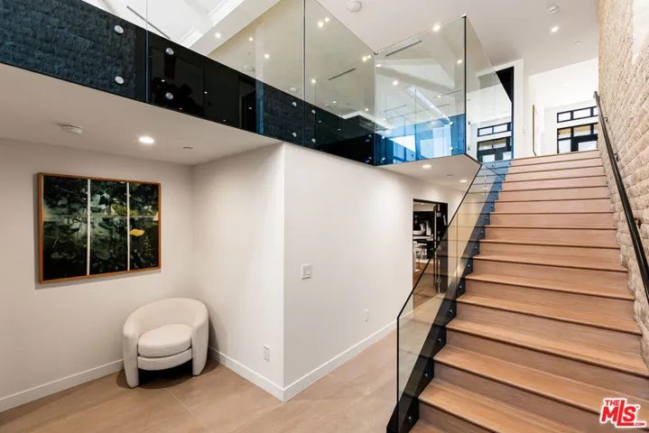 3116 Elvido Drive, Los Angeles, California 90049