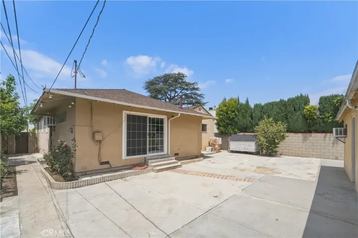 6626 Riverton, North Hollywood, California 91606