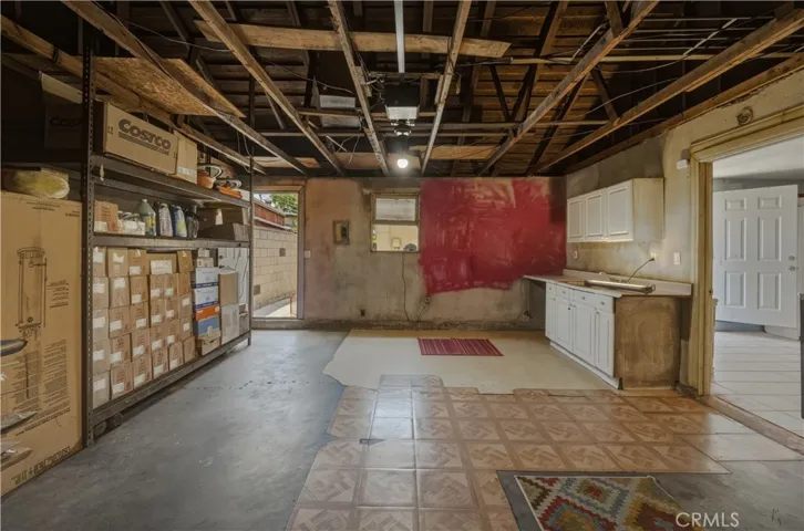 6626 Riverton, North Hollywood, California 91606