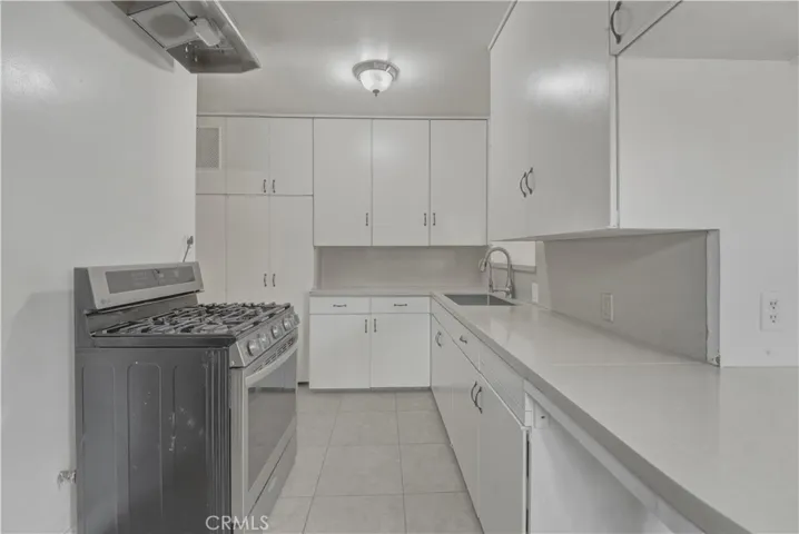 6626 Riverton, North Hollywood, California 91606