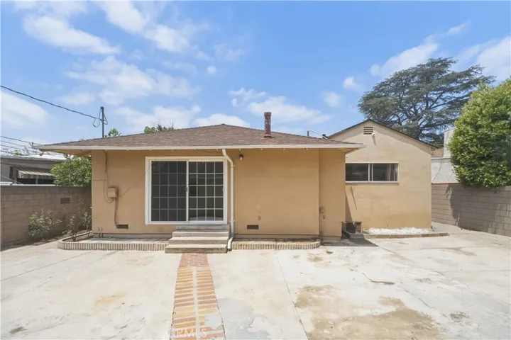 6626 Riverton, North Hollywood, California 91606