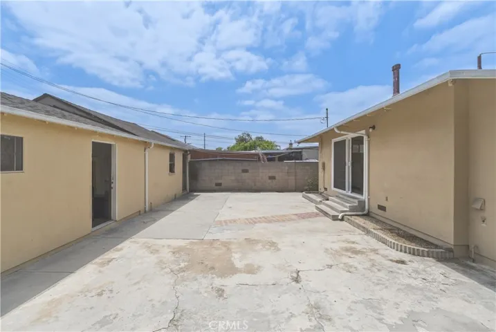6626 Riverton, North Hollywood, California 91606