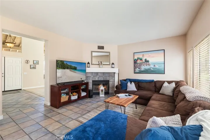 3052 Drake Street, Corona, California 92882
