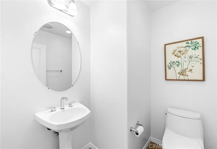 Powder room.