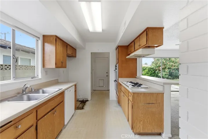 1732 Missouri, Costa Mesa, California 92626