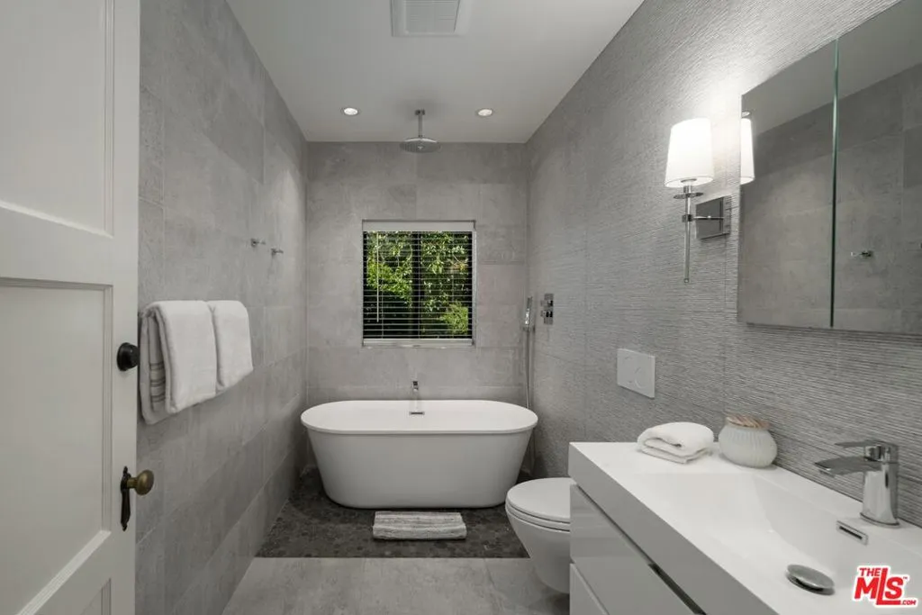 Marble Bathtub