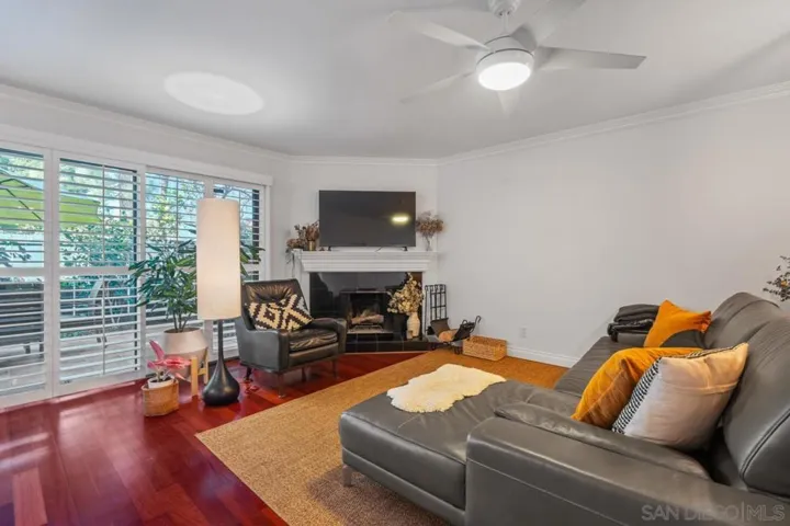 6960 Caminito Curva, San Diego, California 92119