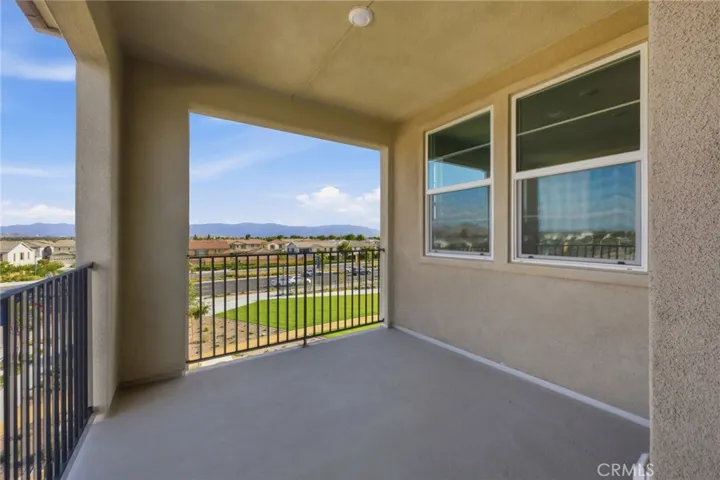 12903 Paradiso Dr 301, Eastvale, California 92880