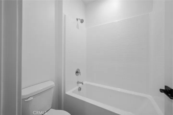 12903 Paradiso Dr 301, Eastvale, California 92880