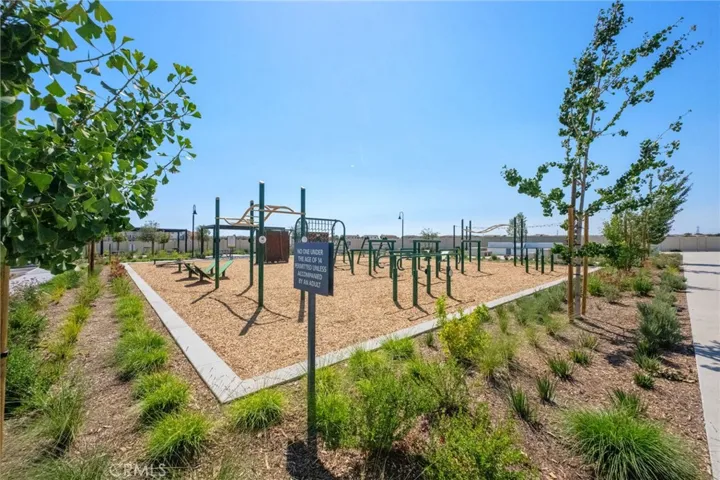 12903 Paradiso Dr 301, Eastvale, California 92880