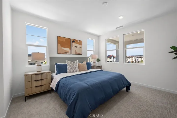 12903 Paradiso Dr 301, Eastvale, California 92880