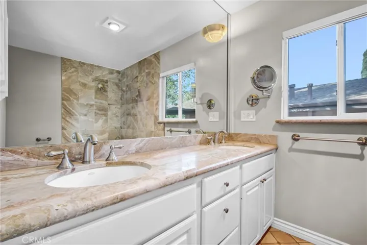 Master bath 1