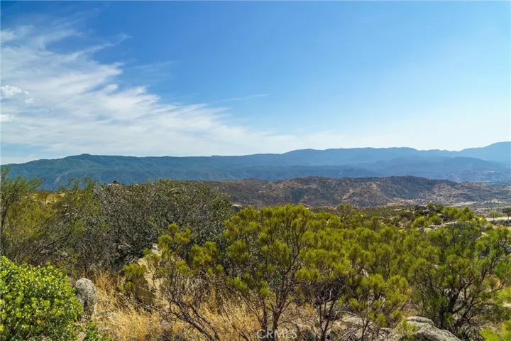 44700 Gold Creek Lane, Aguanga, California 92536