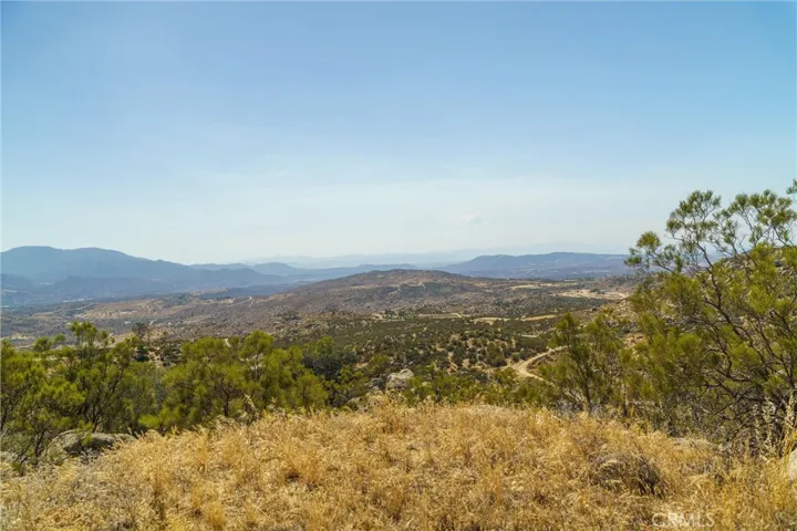 44700 Gold Creek Lane, Aguanga, California 92536