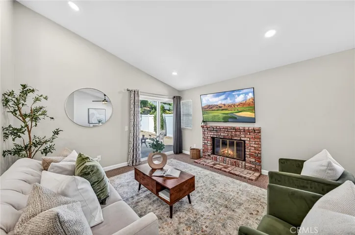 9290 Hot Springs, Corona, California 92883
