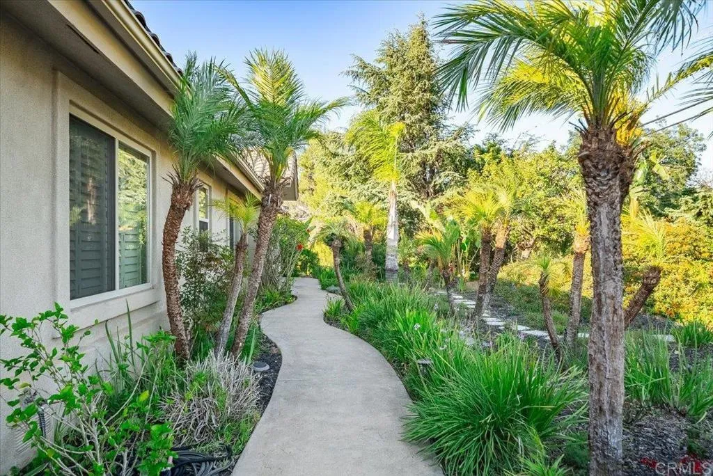 1960 Elevado Road, Vista, California 92084 — photo 4