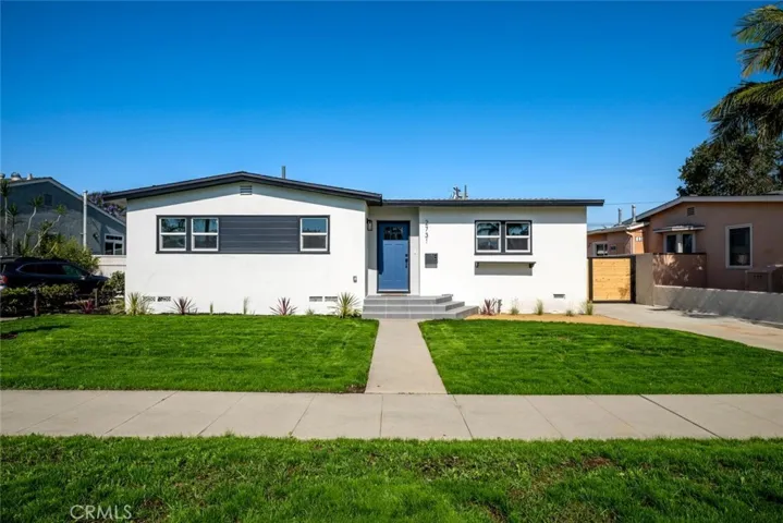 Extensively renovated (completed with city permits)
