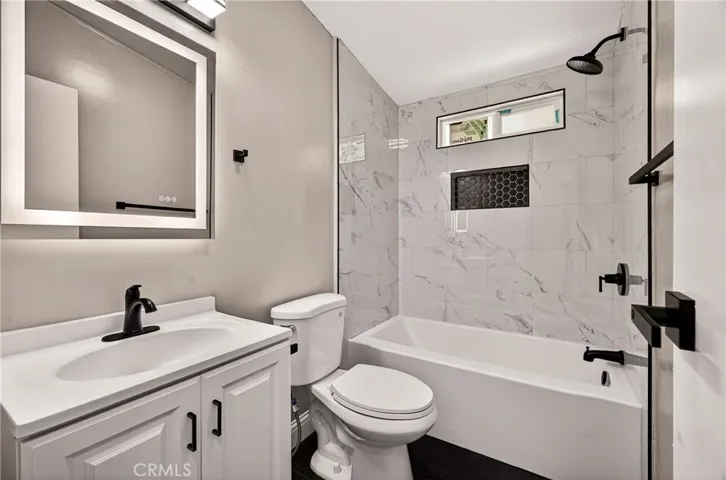 3550 Ava Way, Chico, California 95973
