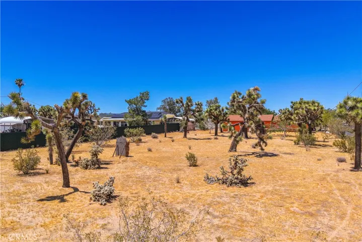 58773 Sunflower Drive, Yucca Valley, California 92284