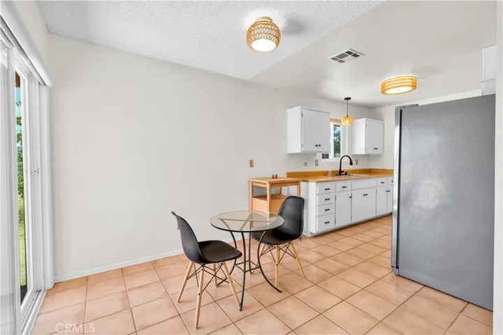 58773 Sunflower Drive, Yucca Valley, California 92284