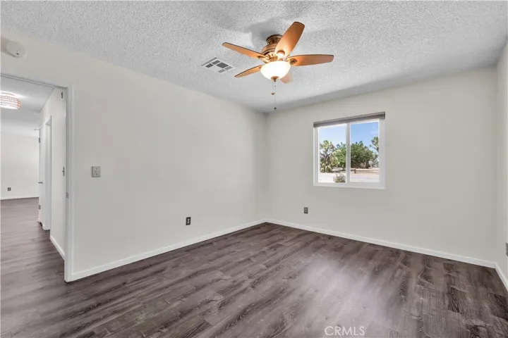 58773 Sunflower Drive, Yucca Valley, California 92284