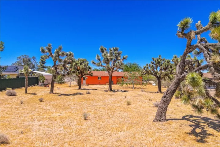 58773 Sunflower Drive, Yucca Valley, California 92284