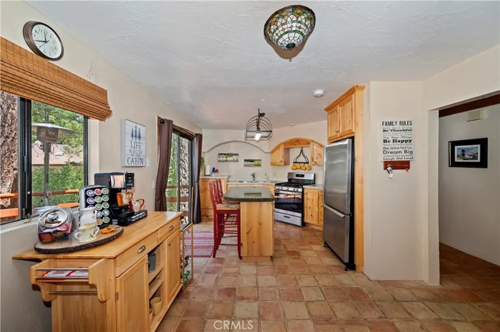904 Raleigh Drive, Big Bear City, California 92314