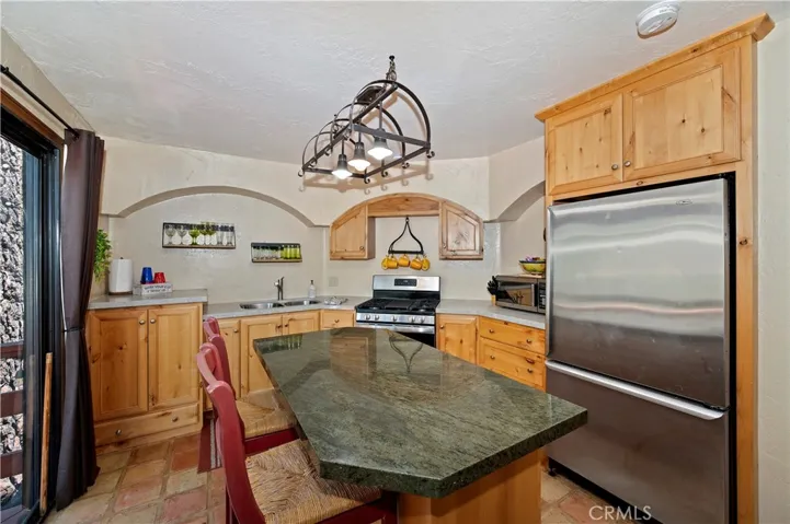 904 Raleigh Drive, Big Bear City, California 92314