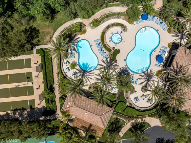 community amenities view