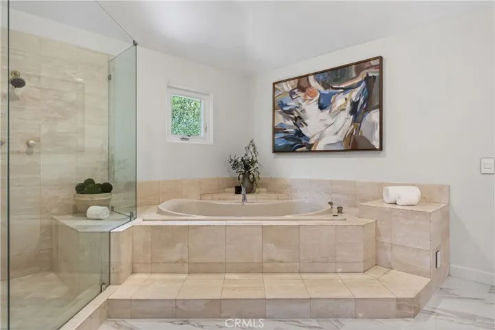 1377 Pathfinder Avenue, Westlake Village, California 91362
