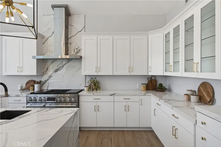 1377 Pathfinder Avenue, Westlake Village, California 91362