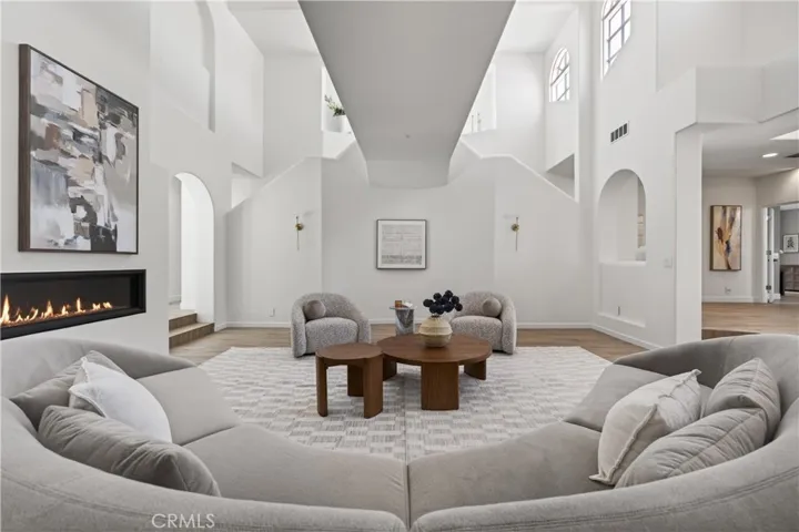 1377 Pathfinder Avenue, Westlake Village, California 91362