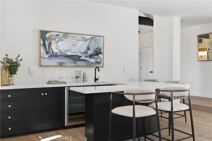 1377 Pathfinder Avenue, Westlake Village, California 91362