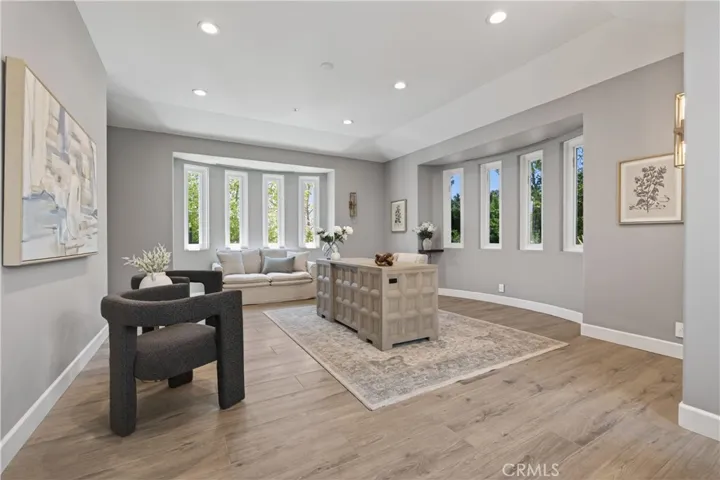 1377 Pathfinder Avenue, Westlake Village, California 91362