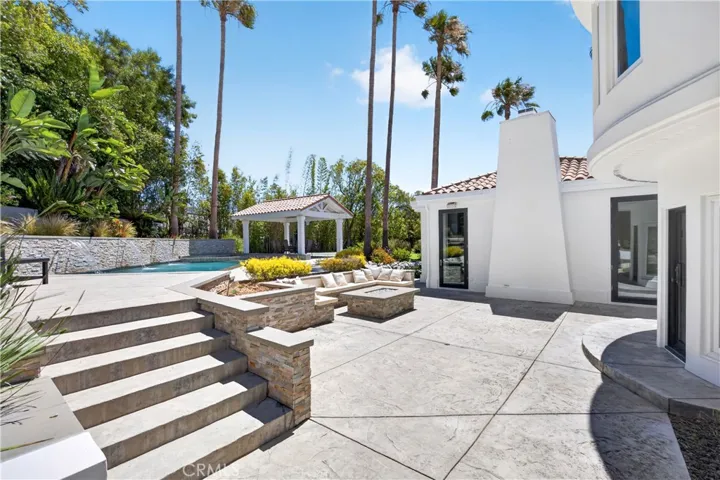 1377 Pathfinder Avenue, Westlake Village, California 91362
