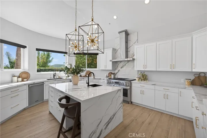 1377 Pathfinder Avenue, Westlake Village, California 91362