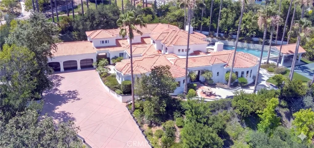 1377 Pathfinder Avenue, Westlake Village, California 91362