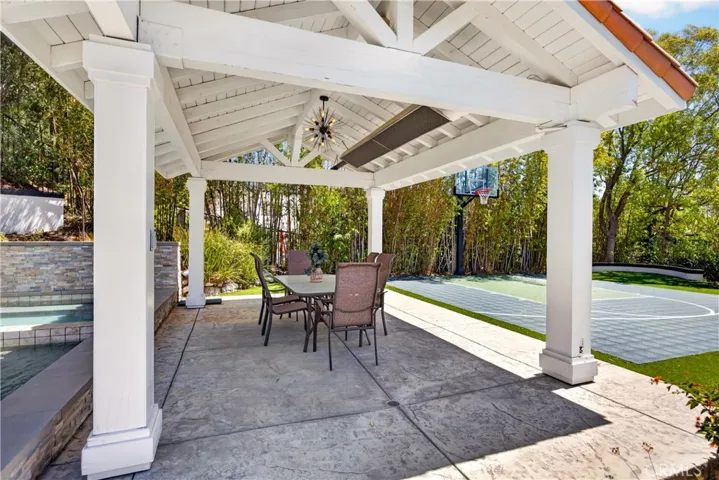 1377 Pathfinder Avenue, Westlake Village, California 91362