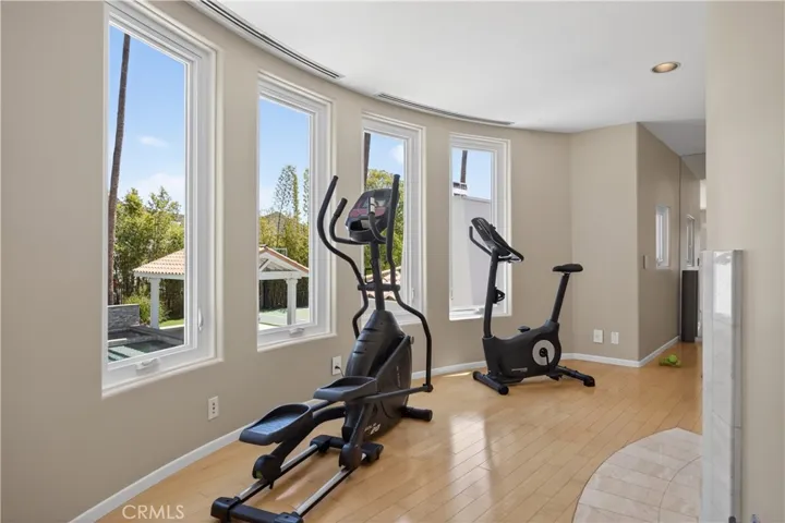 1377 Pathfinder Avenue, Westlake Village, California 91362