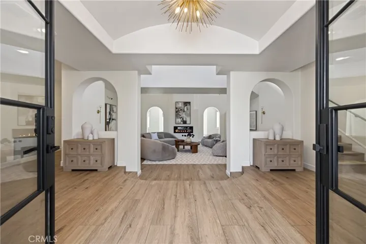 1377 Pathfinder Avenue, Westlake Village, California 91362
