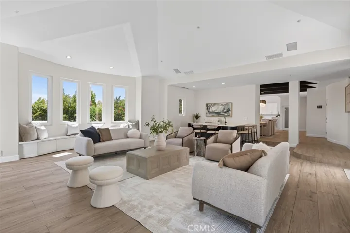 1377 Pathfinder Avenue, Westlake Village, California 91362