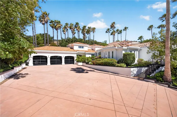 1377 Pathfinder Avenue, Westlake Village, California 91362