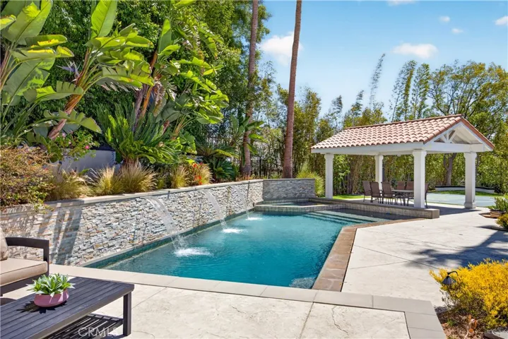 1377 Pathfinder Avenue, Westlake Village, California 91362