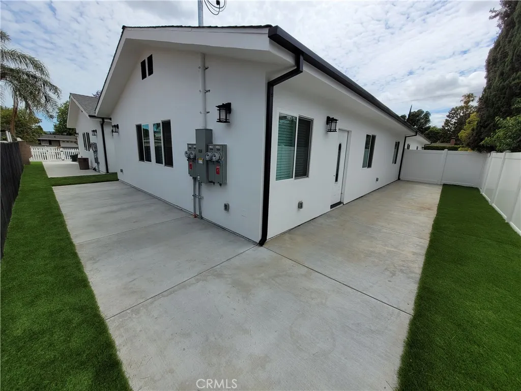 front of unit showing newly installed artificial turf