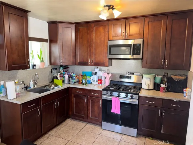 1263 N Phillips, Banning, California 92220
