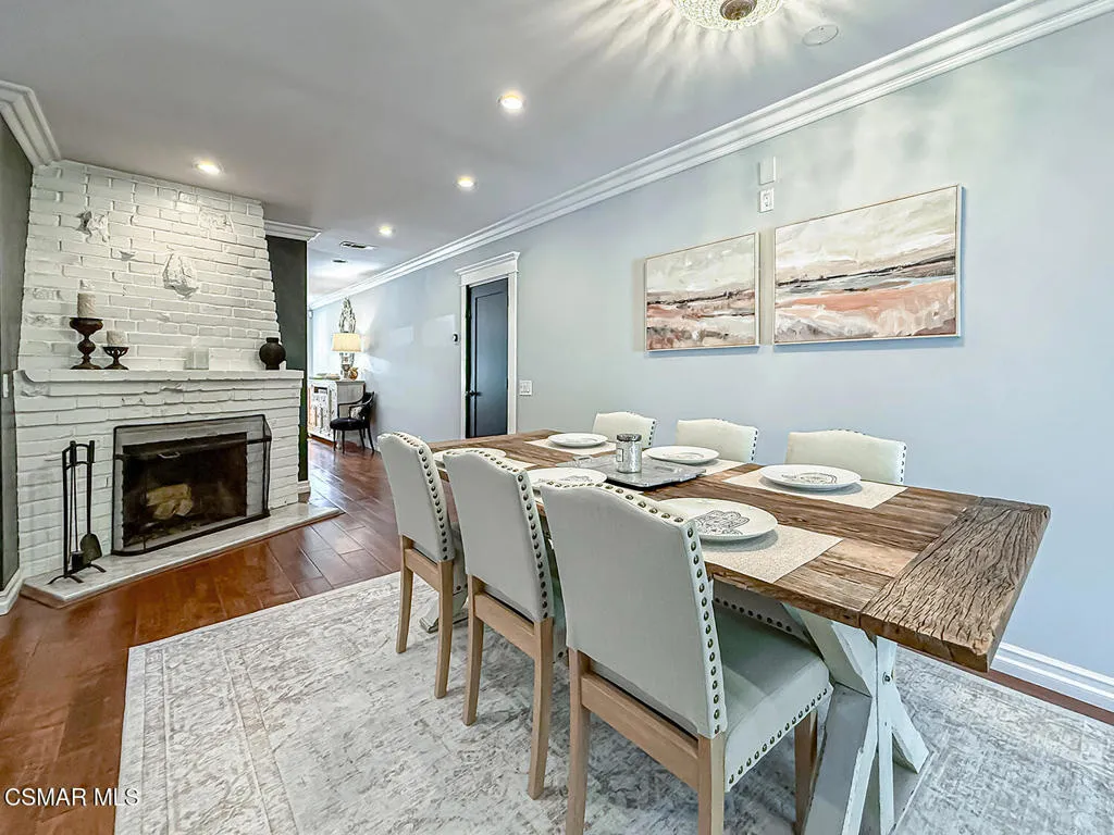 cKitchen and Dining7