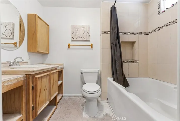 Photo has been edited to remove personal items
